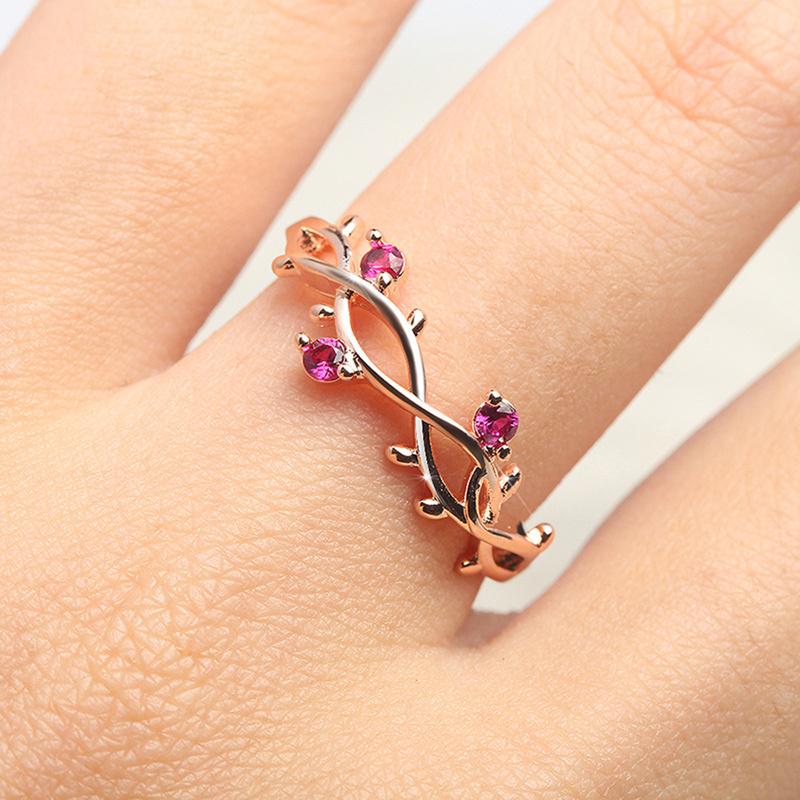 Captivating Rose Thorns Ring - Floral Fawna
