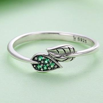 Dancing Leaves Sterling Silver Ring - Floral Fawna