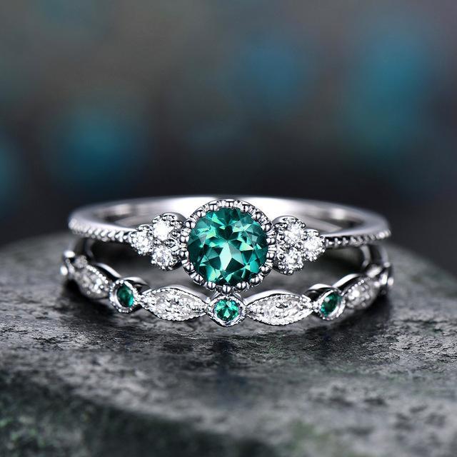 Elegant Crystal Ring Set - Floral Fawna