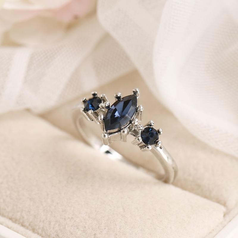 Midnight Blue Crystal Ring - Floral Fawna