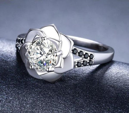 Romantic Flower Silver Ring - Floral Fawna