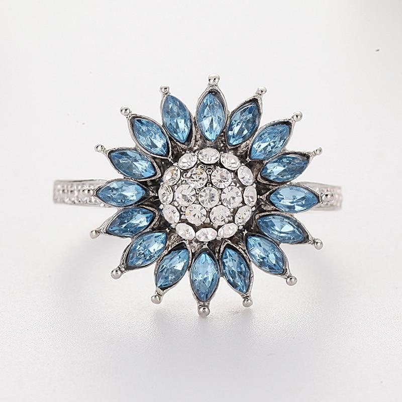 Sky Blue Sunflower Ring - Floral Fawna
