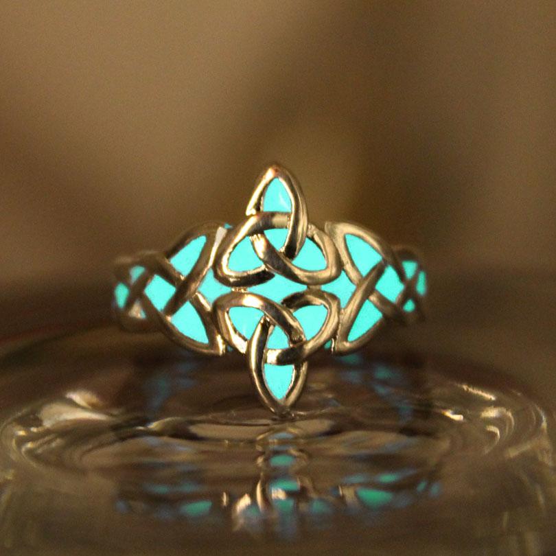 The Celtic Knot Glow In The Dark Ring - Floral Fawna