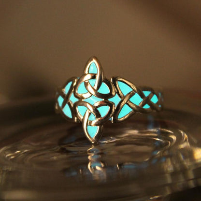 The Celtic Knot Glow In The Dark Ring – Floral Fawna