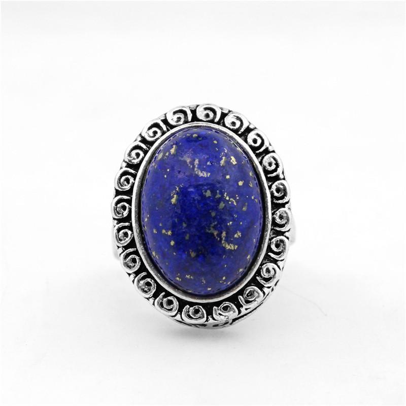 Vintage Style Oval Lapis Lazuli Ring - Floral Fawna